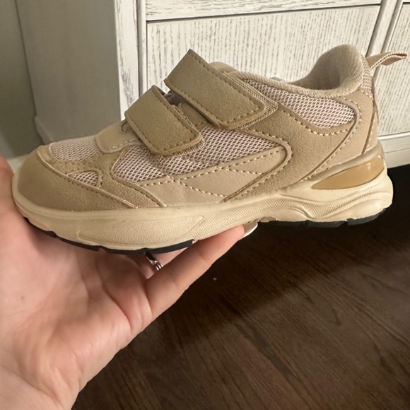 NWOT Zara boys sneakers US9.5 - Picture 4 of 6